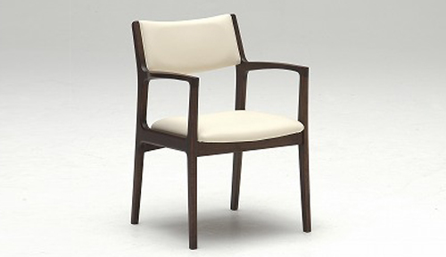 �_�C�j���O�`�F�A(�X�^���_�[�h�A�C�{���[)